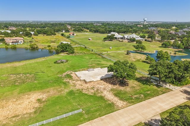1181 Fox Run, Bartonville, TX 76226