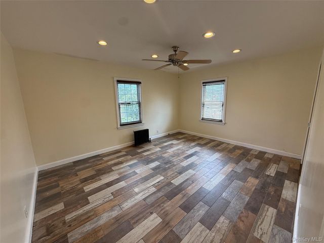 730 Cottage St, Uniondale, NY 11553