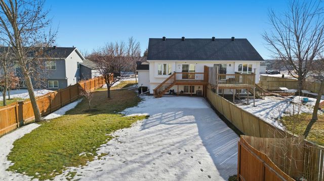 1022 4th Avenue W, West Fargo, ND 58078