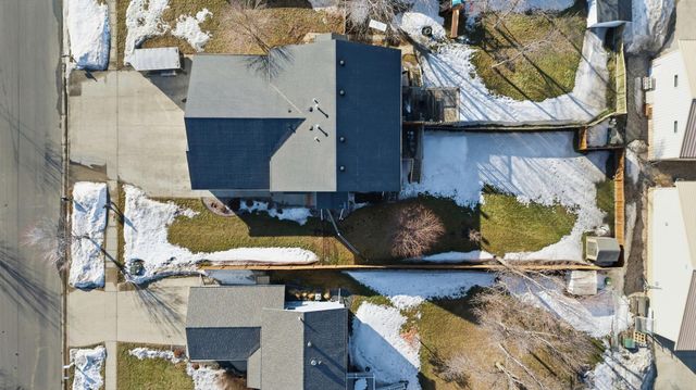 1022 4th Avenue W, West Fargo, ND 58078