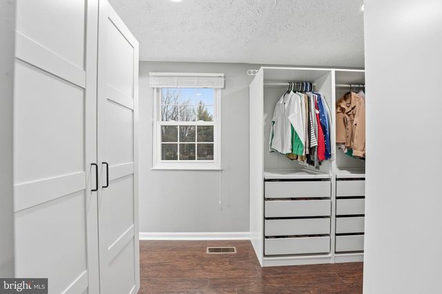 413 APPLETREE DR NE, Leesburg, VA 20176