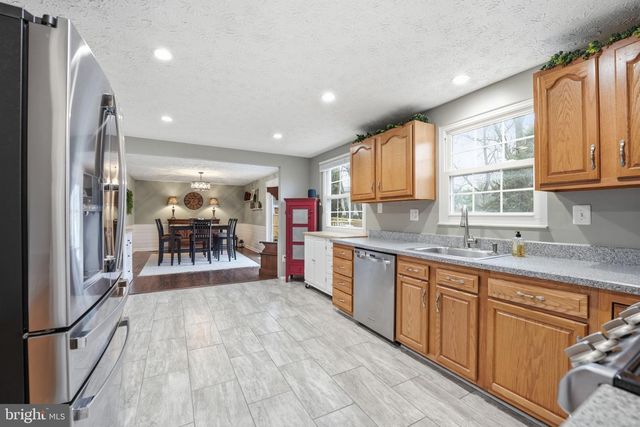 413 APPLETREE DR NE, Leesburg, VA 20176