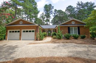 1230 Saint Andrews Drive, Pinehurst, NC 28374