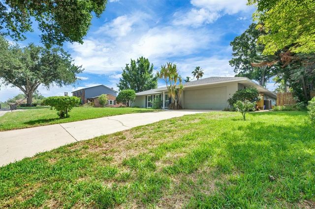 136 LAKE MARIAM ROAD SE, Winter Haven, FL 33884