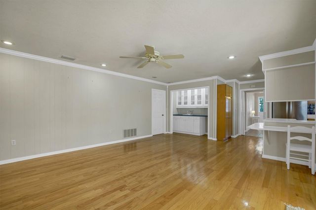 136 LAKE MARIAM ROAD SE, Winter Haven, FL 33884