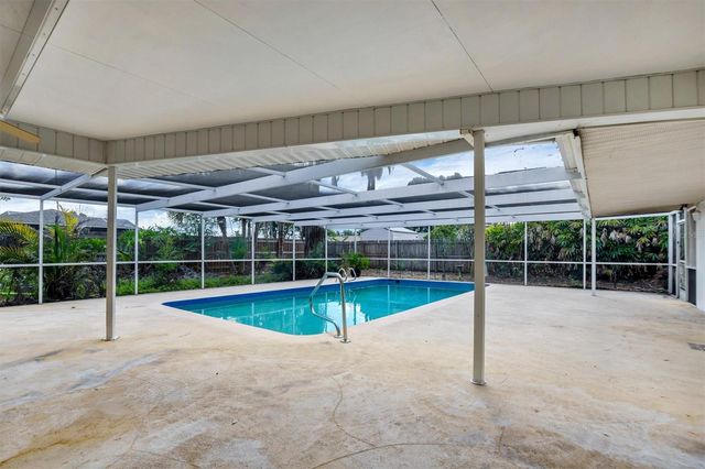 136 LAKE MARIAM ROAD SE, Winter Haven, FL 33884