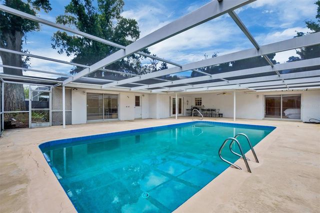 136 LAKE MARIAM ROAD SE, Winter Haven, FL 33884
