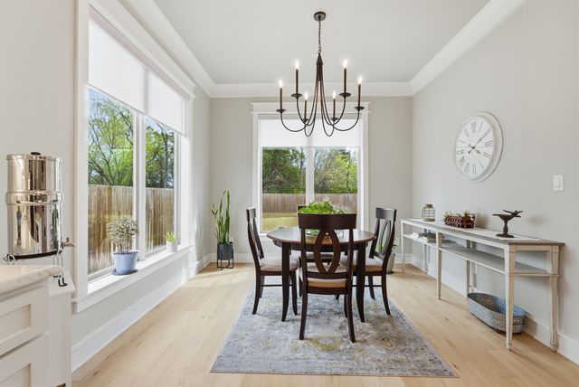 416 Deer Point Cove, Chandler, TX 75758