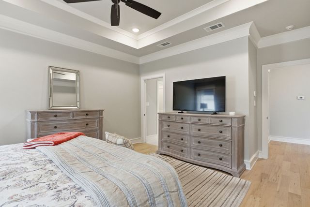 416 Deer Point Cove, Chandler, TX 75758