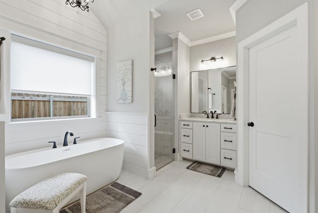 416 Deer Point Cove, Chandler, TX 75758