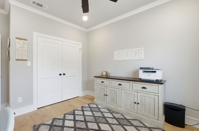 416 Deer Point Cove, Chandler, TX 75758