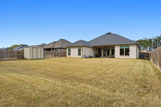 416 Deer Point Cove, Chandler, TX 75758