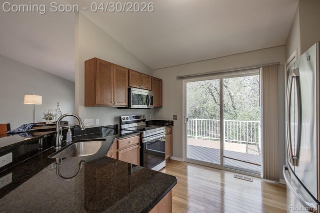 6150 Timberstone Way, Independence Charter Township, MI 48346