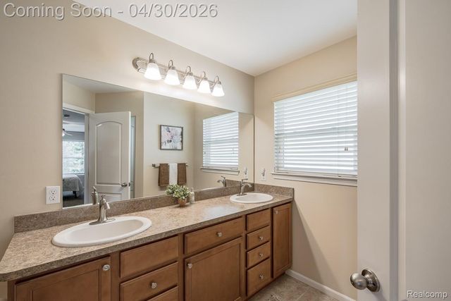6150 Timberstone Way, Independence Charter Township, MI 48346