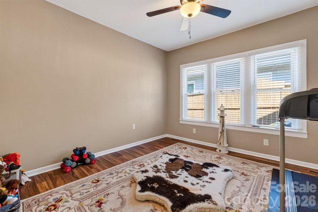 448 1st Street SW, Hickory, NC 28602