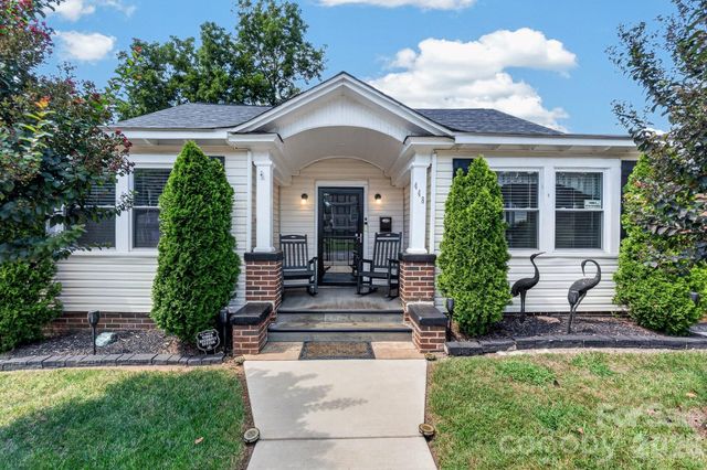 448 1st Street SW, Hickory, NC 28602