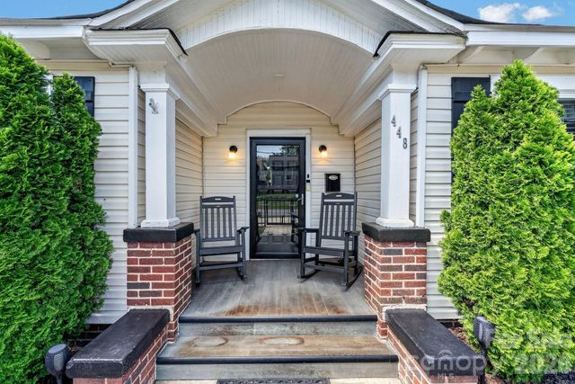 448 1st Street SW, Hickory, NC 28602