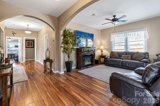 448 1st Street SW, Hickory, NC 28602