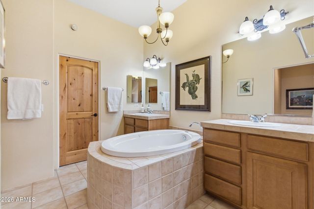 5370 S DESERT DAWN Drive 50, Gold Canyon, AZ 85118