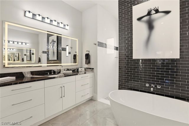 1261 SW 13th ST, Naples, FL 34117