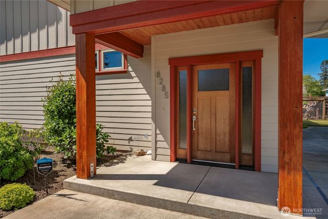 8285 Sunset Street, Blaine, WA 98230