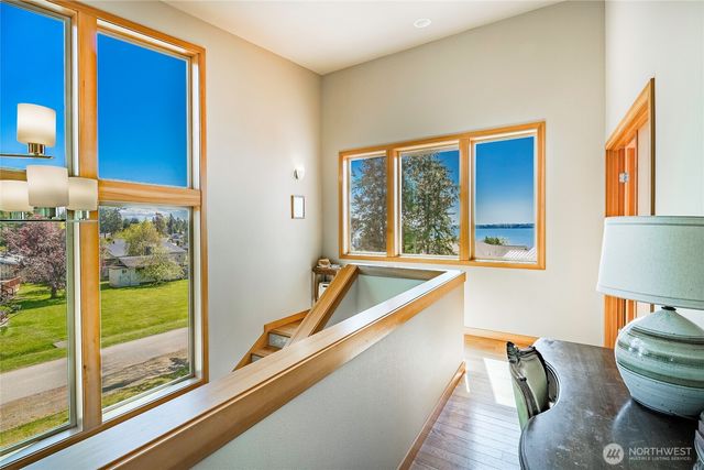 8285 Sunset Street, Blaine, WA 98230