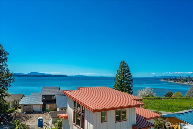8285 Sunset Street, Blaine, WA 98230