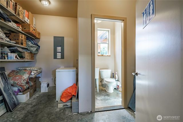 8285 Sunset Street, Blaine, WA 98230