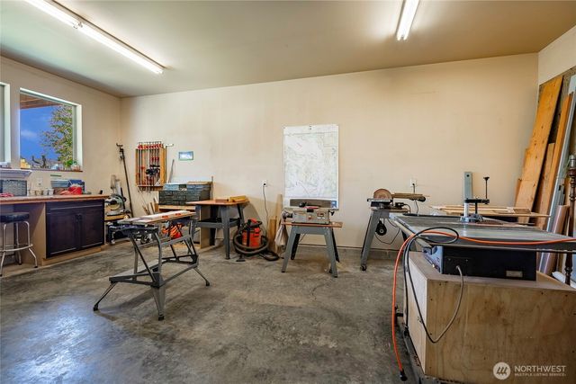 8285 Sunset Street, Blaine, WA 98230