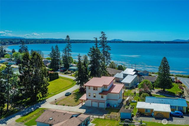 8285 Sunset Street, Blaine, WA 98230