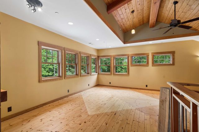 7910 Charlotte Pike, Nashville, TN 37221