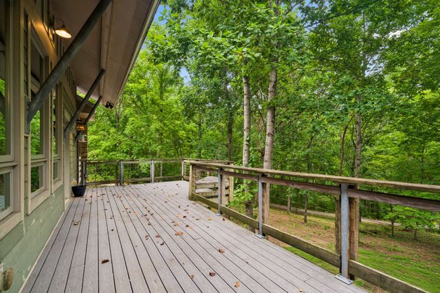 7910 Charlotte Pike, Nashville, TN 37221