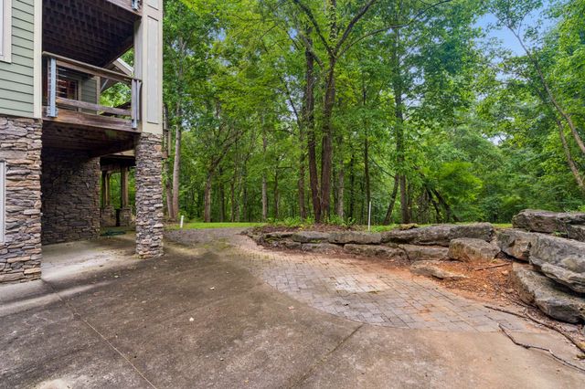 7910 Charlotte Pike, Nashville, TN 37221