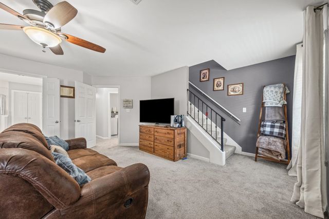 8502 GRIFFIN PARK DR, Memphis, TN 38018