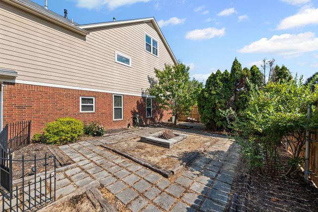 8502 GRIFFIN PARK DR, Memphis, TN 38018