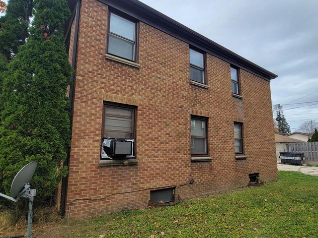 7612 W Locust STREET #1-4, Milwaukee, WI 53222