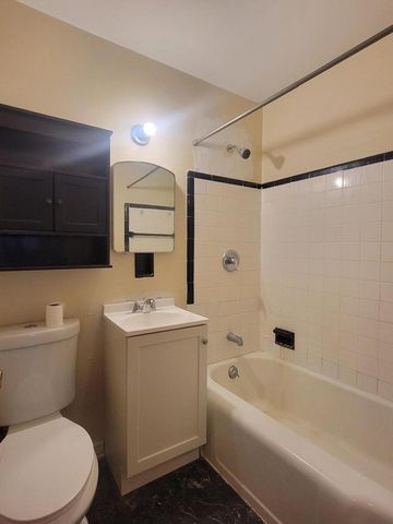 7612 W Locust STREET #1-4, Milwaukee, WI 53222