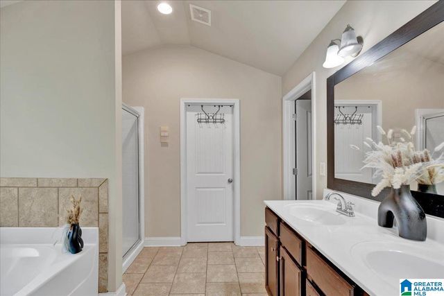 5134 WINDSOR PARC DRIVE, Bessemer, AL 35022