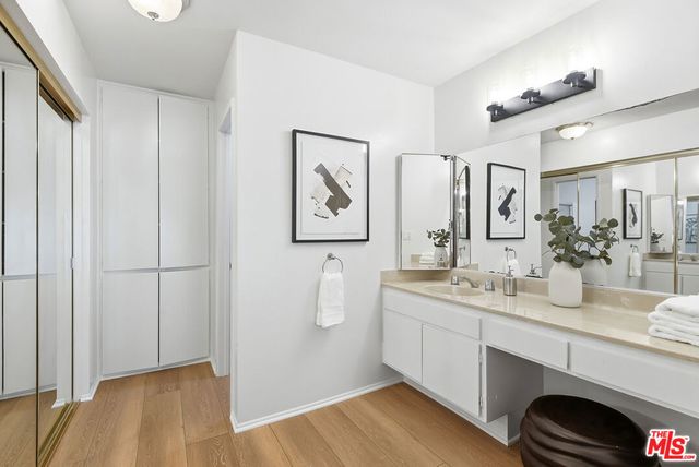 7742 Redlands Street D2040, Playa Del Rey, CA 90293