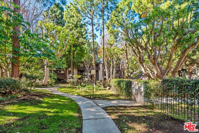 7742 Redlands Street D2040, Playa Del Rey, CA 90293