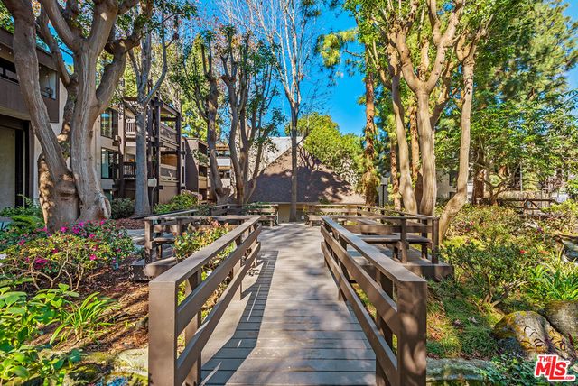 7742 Redlands Street D2040, Playa Del Rey, CA 90293