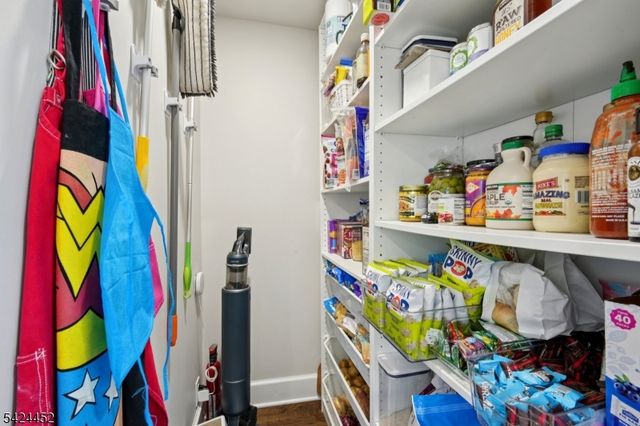 589 Highland Ave, Little Falls Twp., NJ 07043