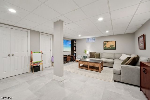 589 Highland Ave, Little Falls Twp., NJ 07043