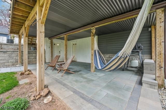 589 Highland Ave, Little Falls Twp., NJ 07043