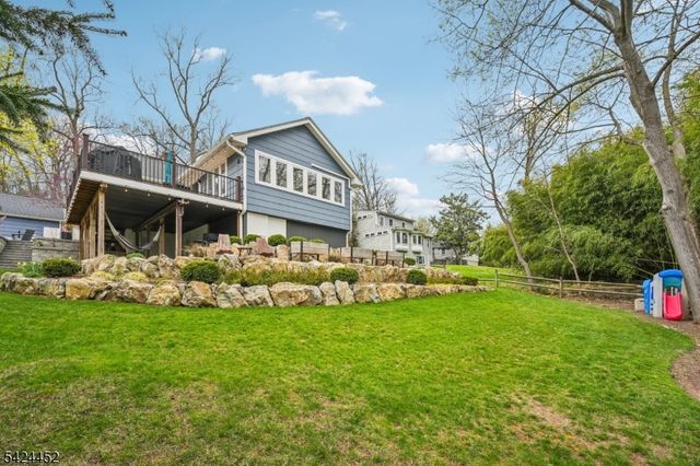 589 Highland Ave, Little Falls Twp., NJ 07043