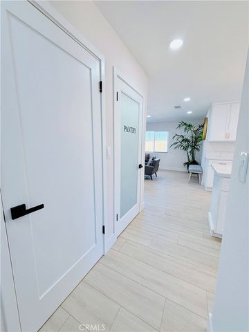 972 E LYNWOOD Drive, San Bernardino, CA 92404