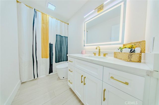 972 E LYNWOOD Drive, San Bernardino, CA 92404