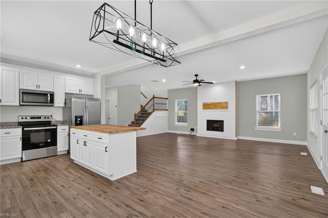 242 Webster Ave AVE, Portsmouth, VA 23704