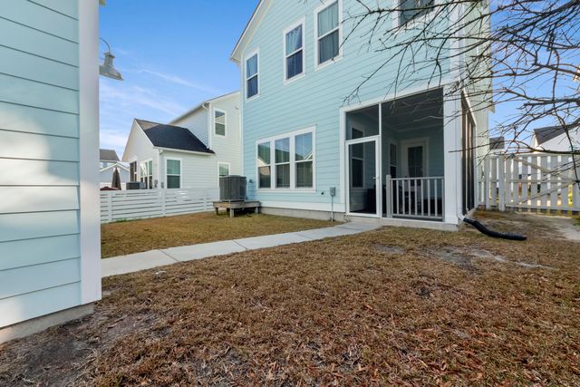 204 Magnolia Garden Drive, Summerville, SC 29483