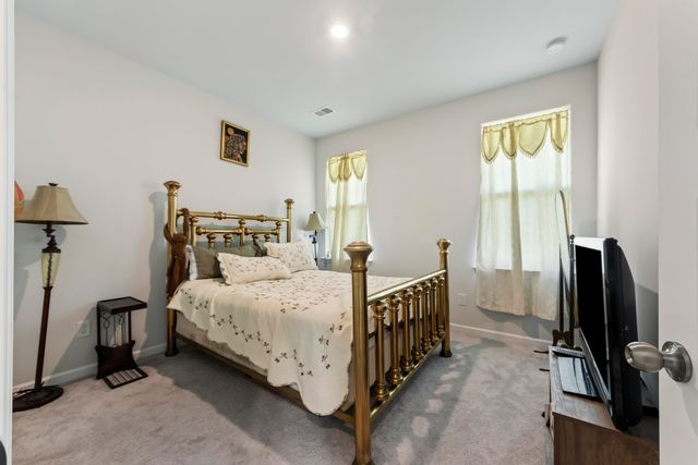 204 Magnolia Garden Drive, Summerville, SC 29483